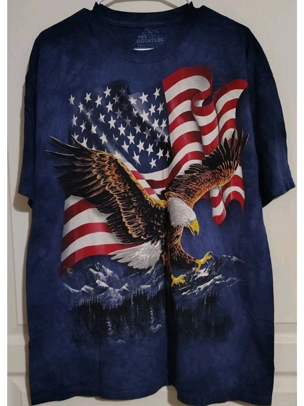 The Mountain T-Shirt Size XL Blue American Flag Bald Eagle Forrest Trees Blue